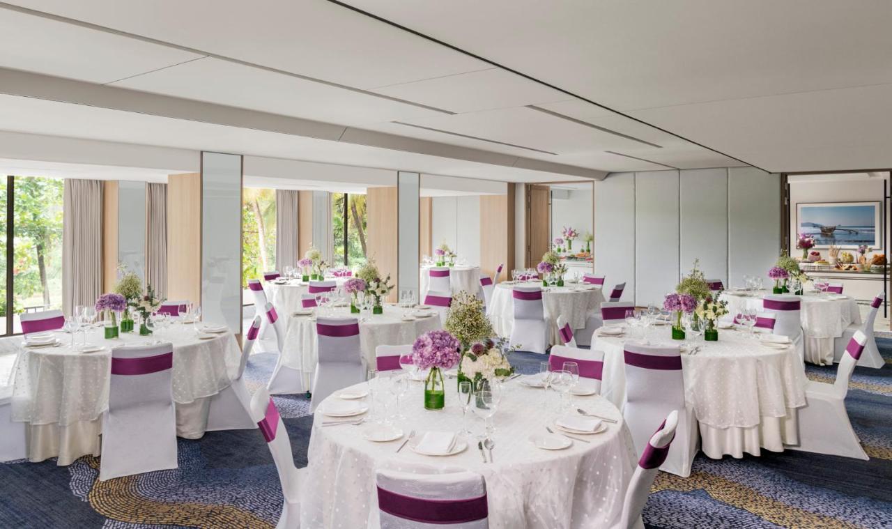 Vivanta Goa, Miramar Панаджи Екстериор снимка