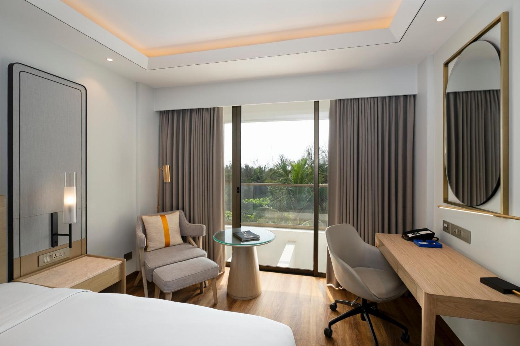 Vivanta Goa, Miramar Панаджи Екстериор снимка