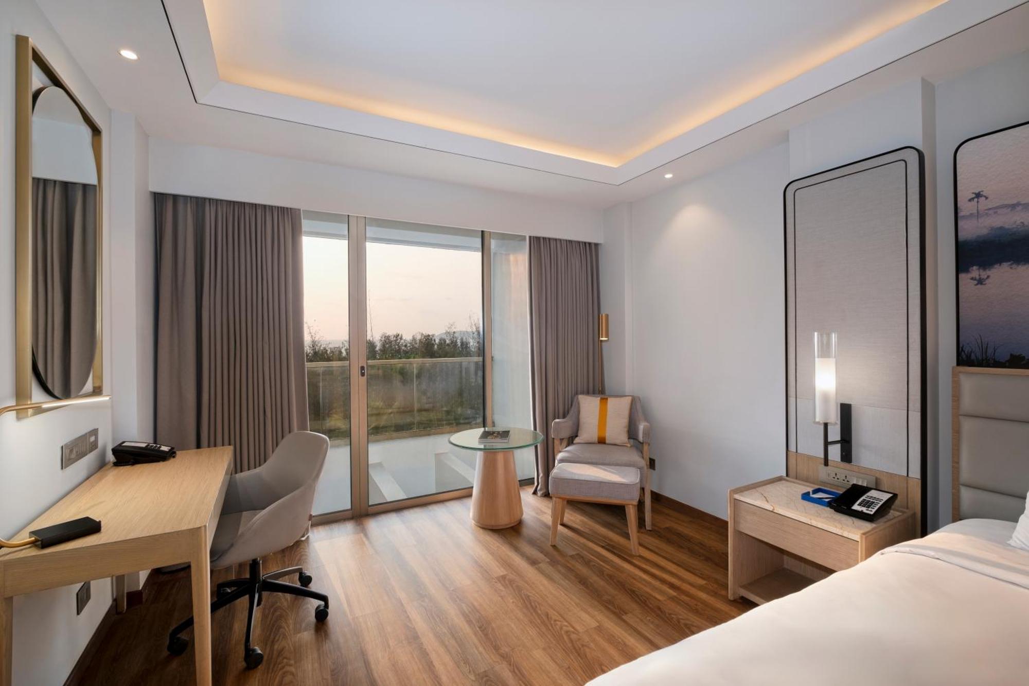 Vivanta Goa, Miramar Панаджи Екстериор снимка